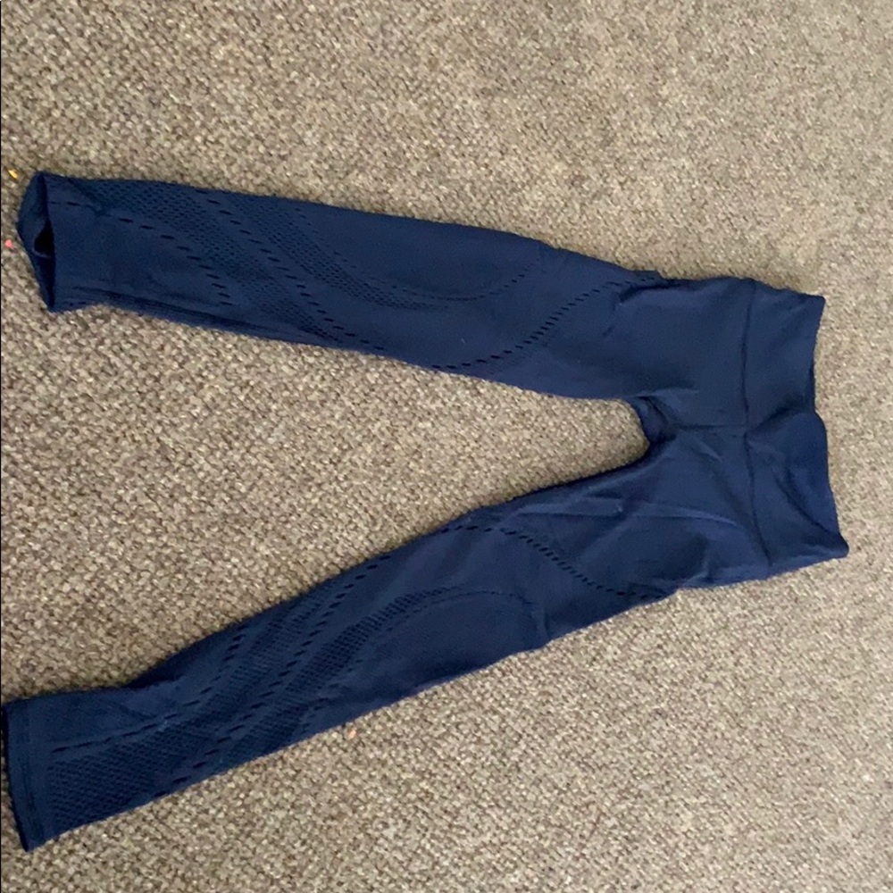 Laser cute navy leggings